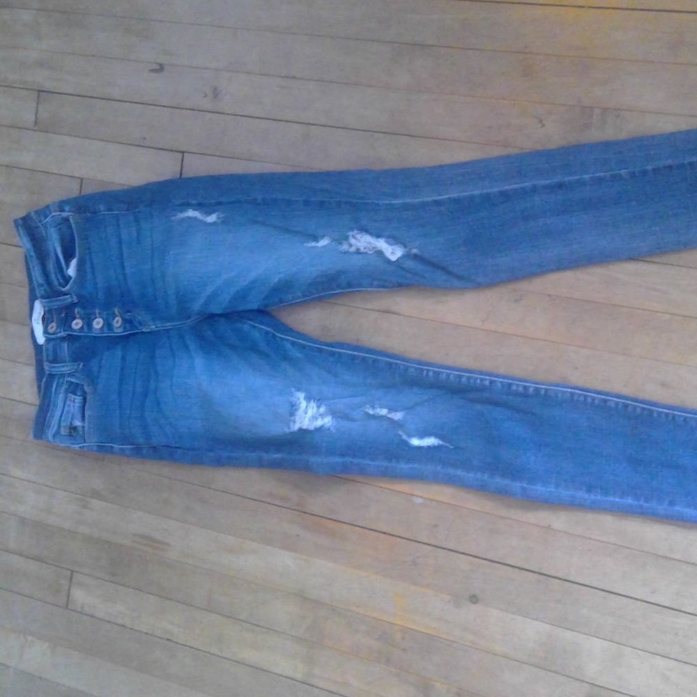 skinny jeans